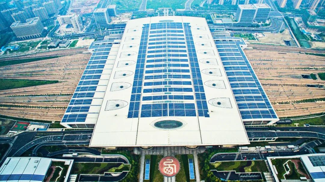 高铁站、飞机场,正泰助力大型交通枢纽“绿色”转变 高铁站、飞机场,正泰助力大型交通枢纽“绿色”转变